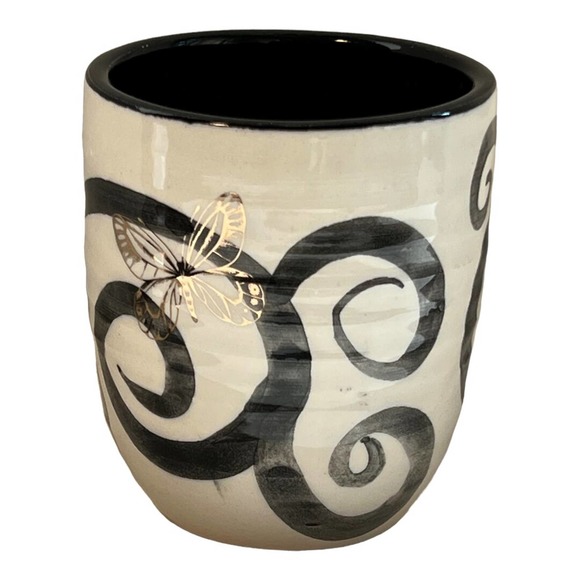 Pottery Vase in a Black & White Swirl Pattern with Genuine Gold Butterflies - Picture 5 of 5